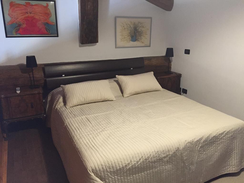 Ferienwohnung Casa Enriqueta Rom Zimmer foto